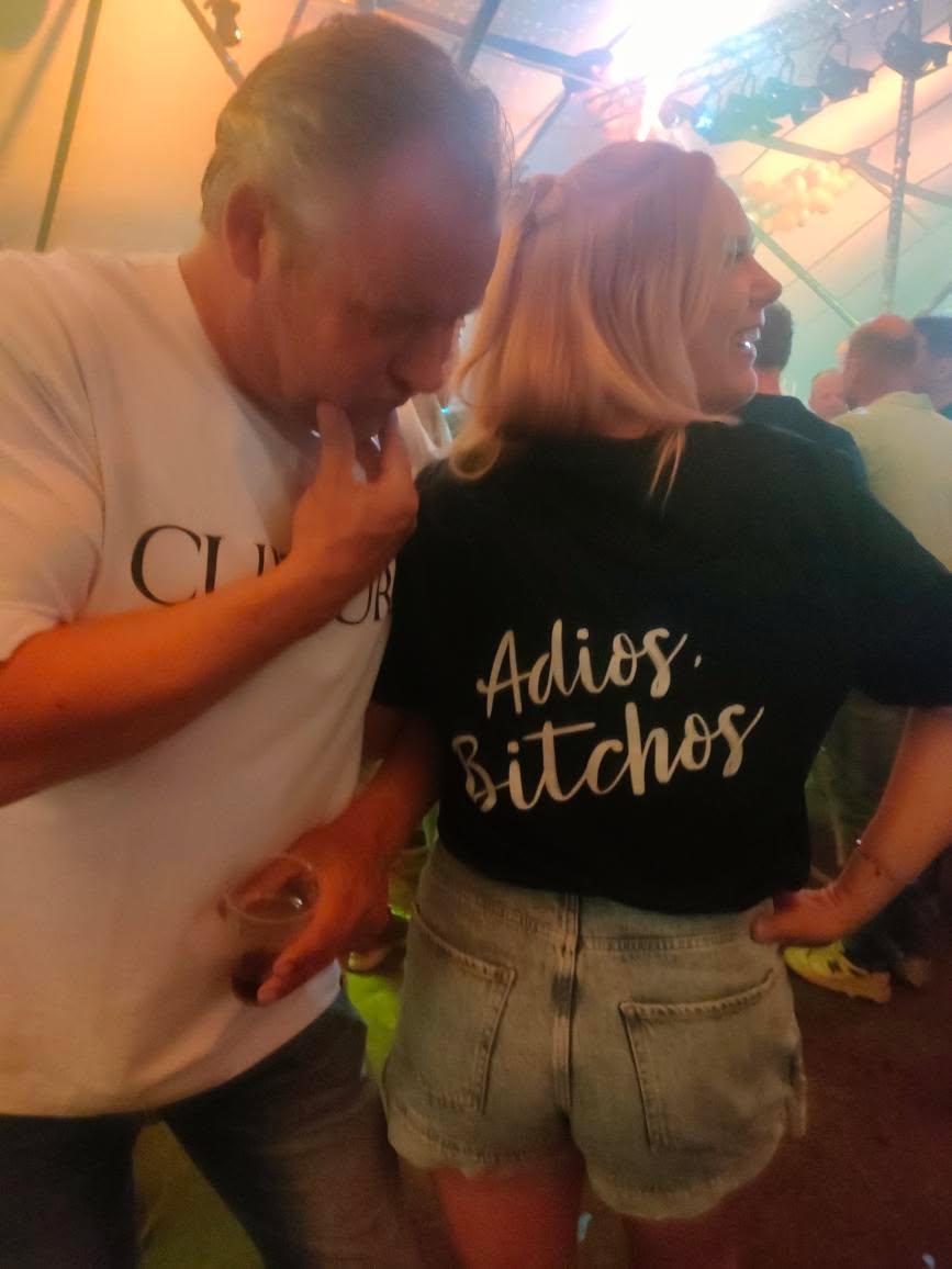 T-Shirt Adios bitchos