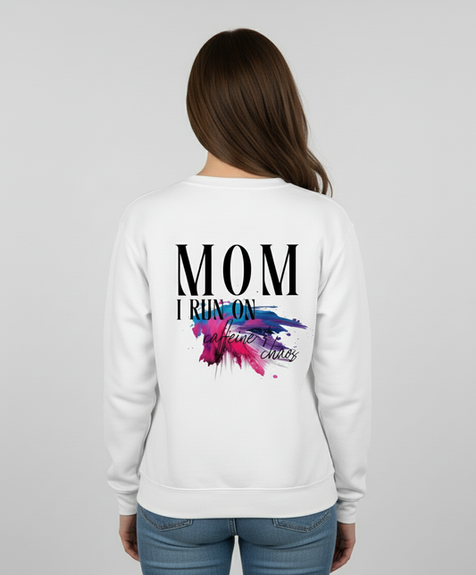 Trui MOM i run on caffeine and chaos